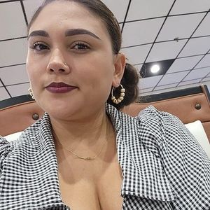 Meet your Posher, Marina